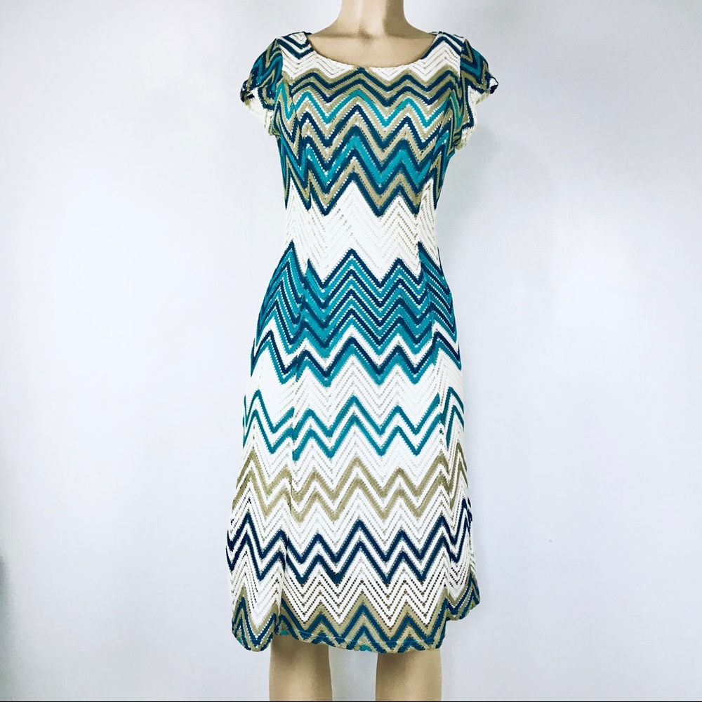 Sharagano Dress Size 8.   A1-2